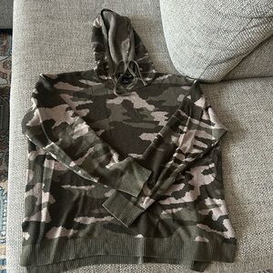 Camo hoodie